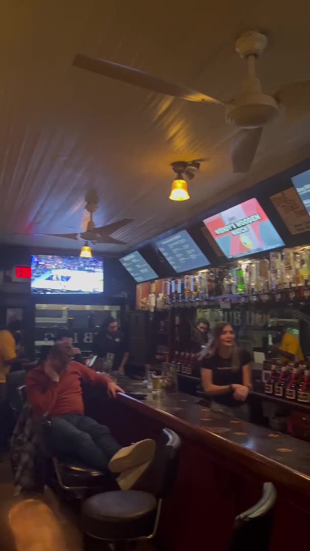 Pub Dog Pizza & Drafthouse