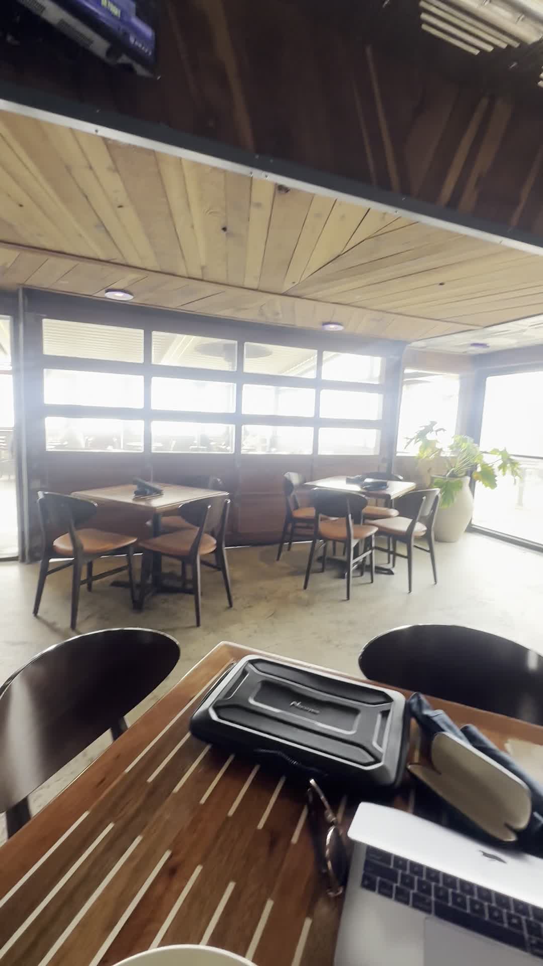 Video review of World Famous