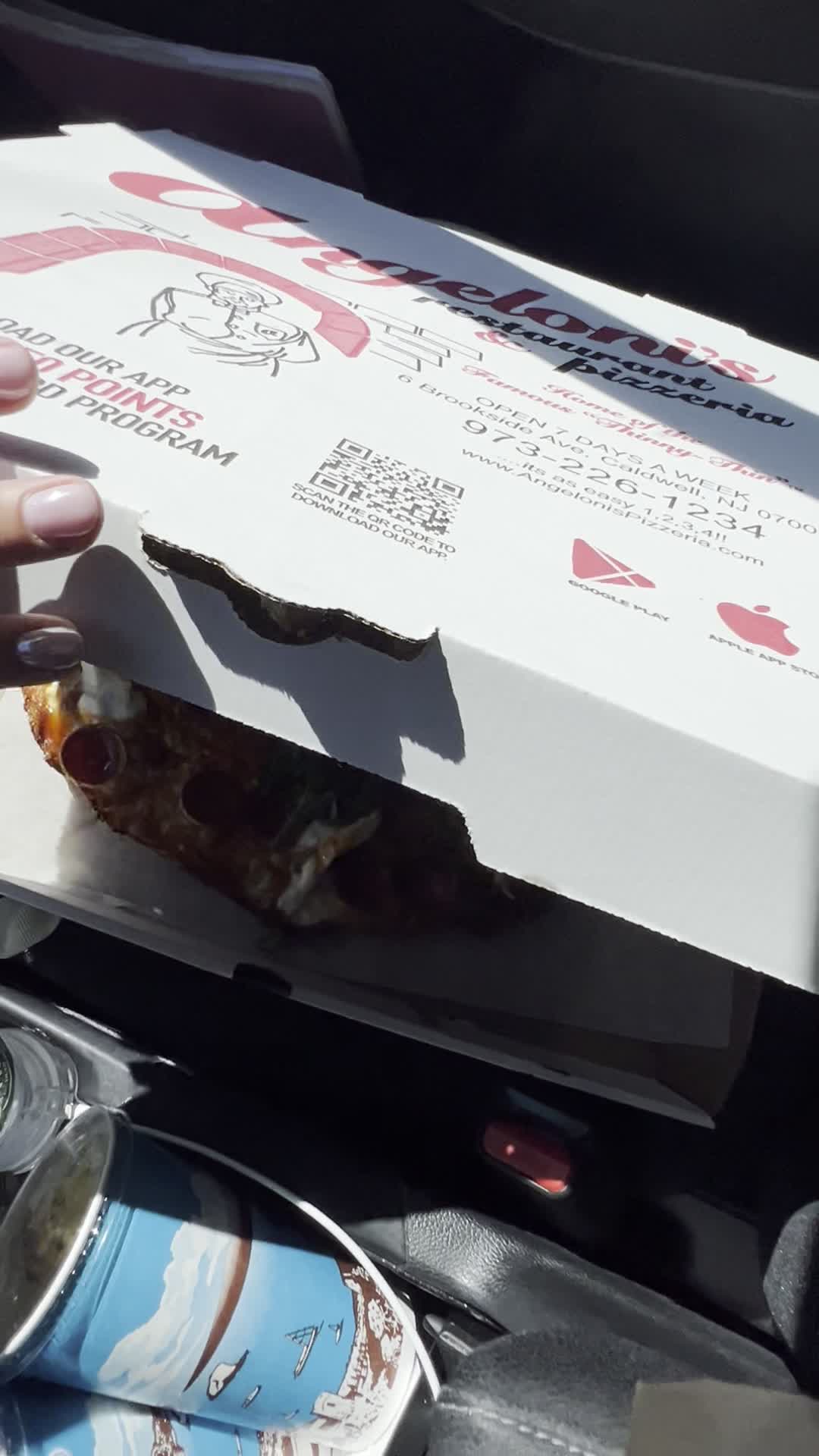 Angeloni's Restaurant & Pizzeria