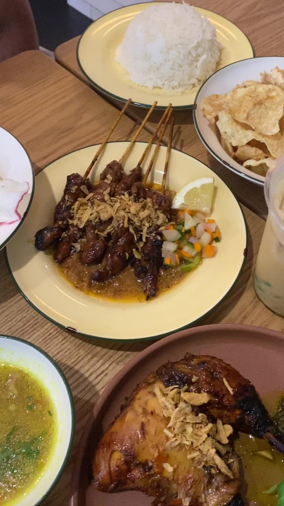 Ayam Penyet Ria