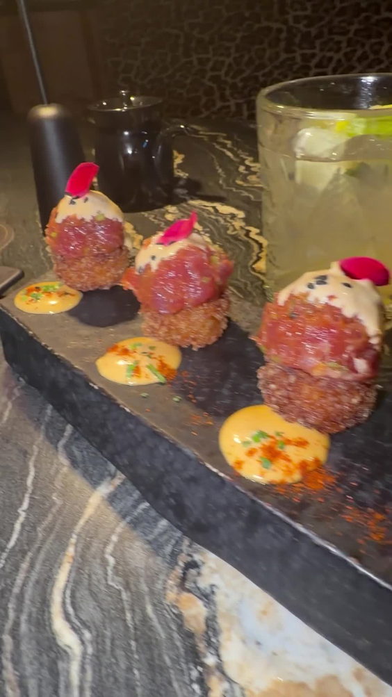 Roka Hula