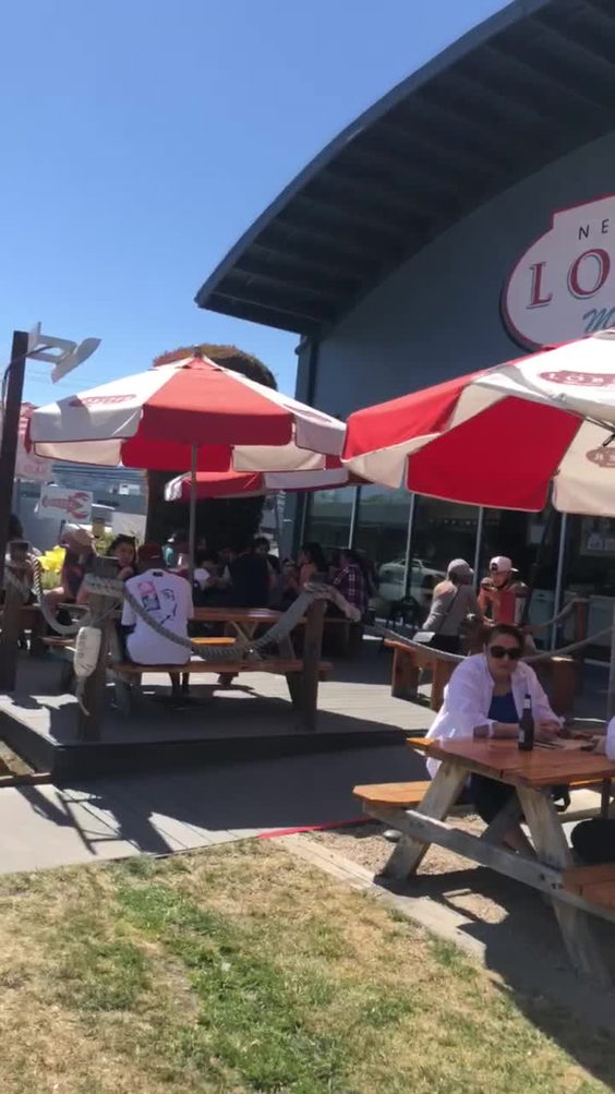 New England Lobster Market & Eatery