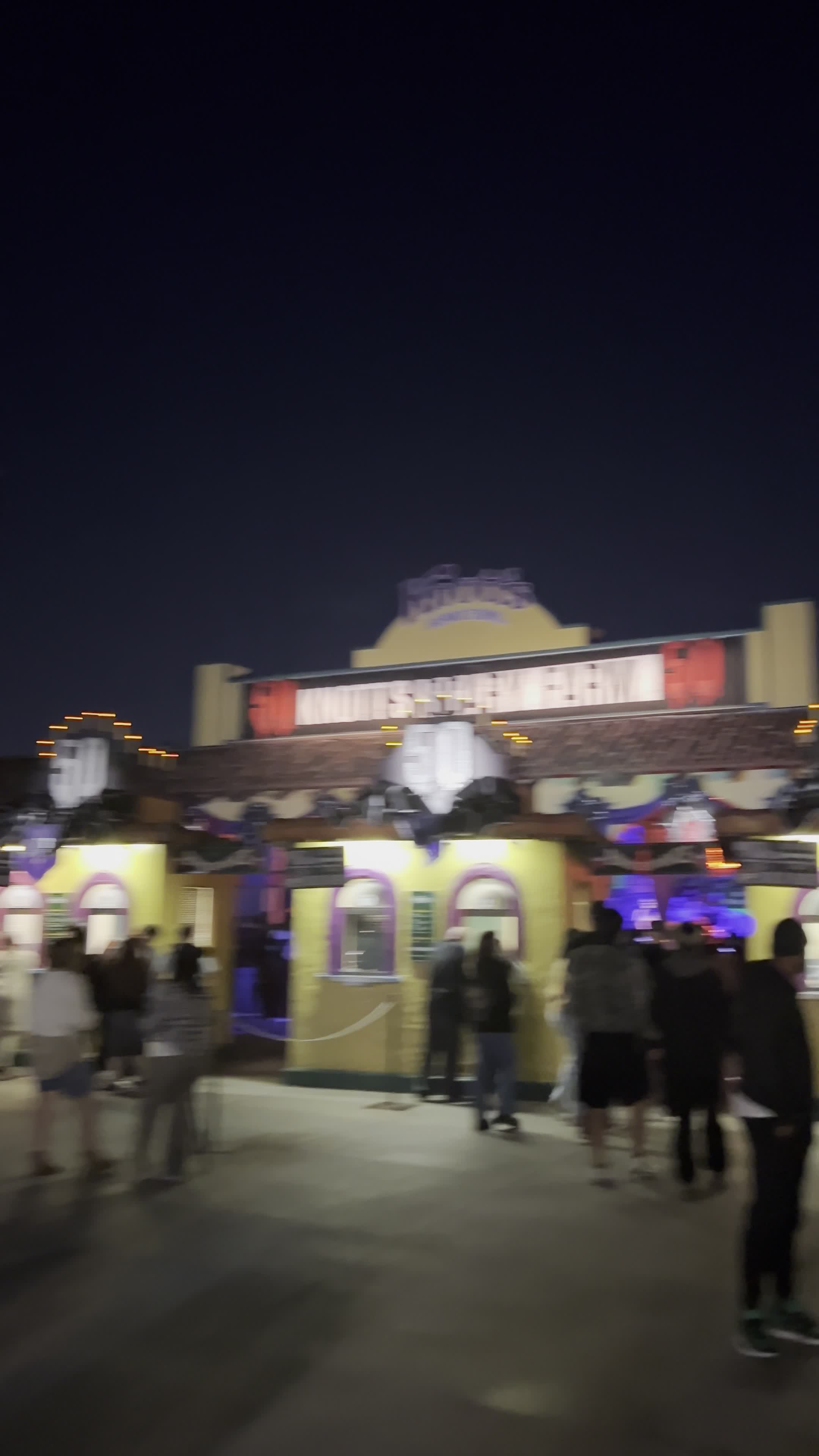 Knott’s Berry Farm Resort Hotel
