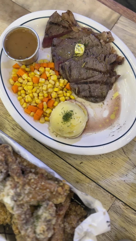 Blake's Wings & Steaks
