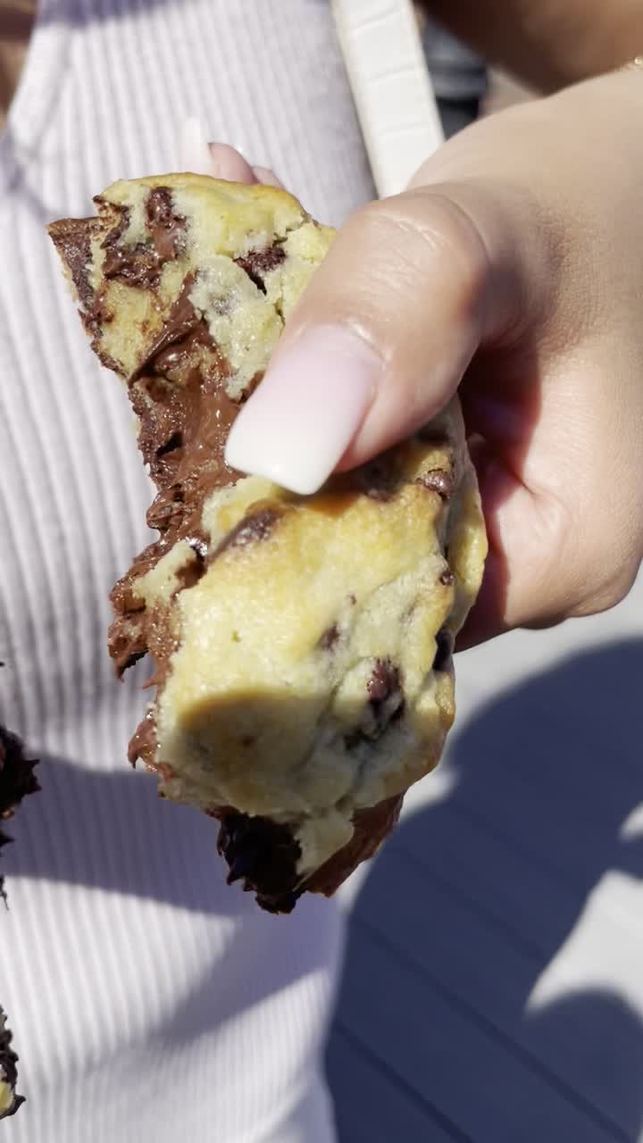 Video review of Levain Bakery – Georgetown, DC