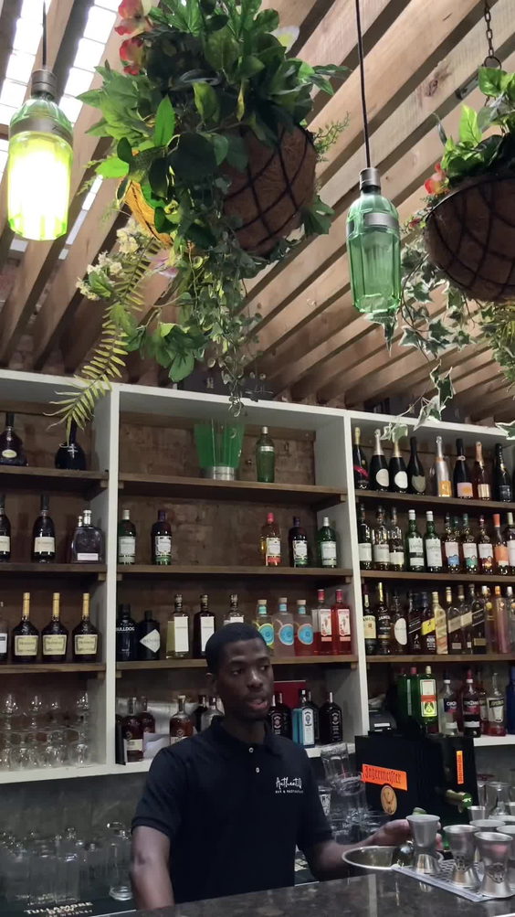 AuthentiQ Bar