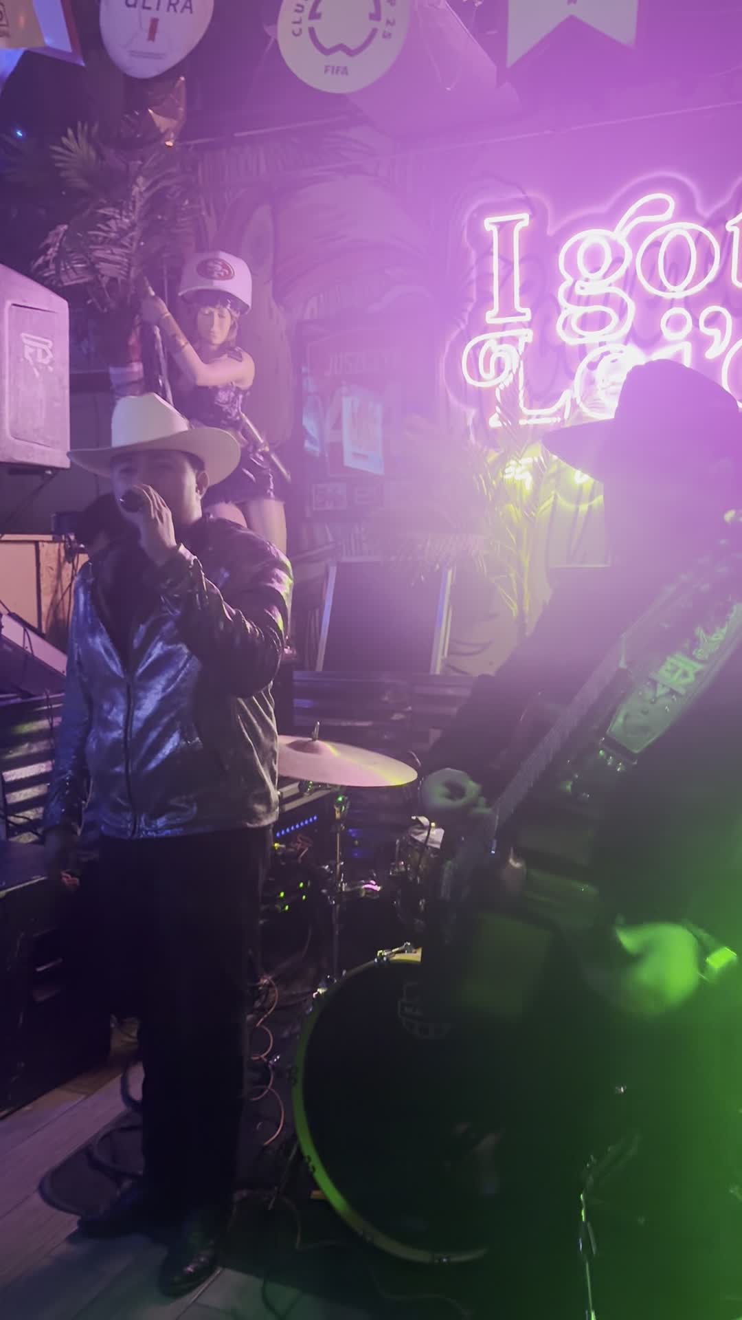 Video review of Legendary Tipsy Tiger