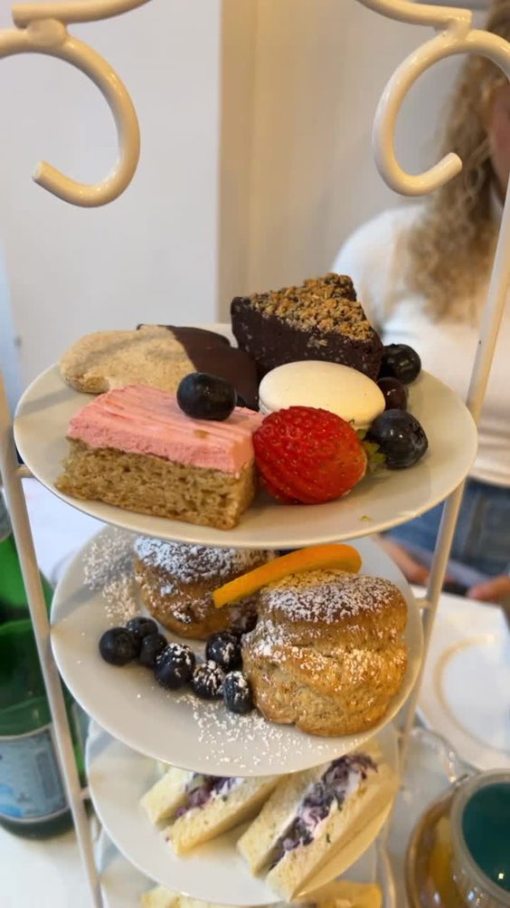 Babe's Tea Room