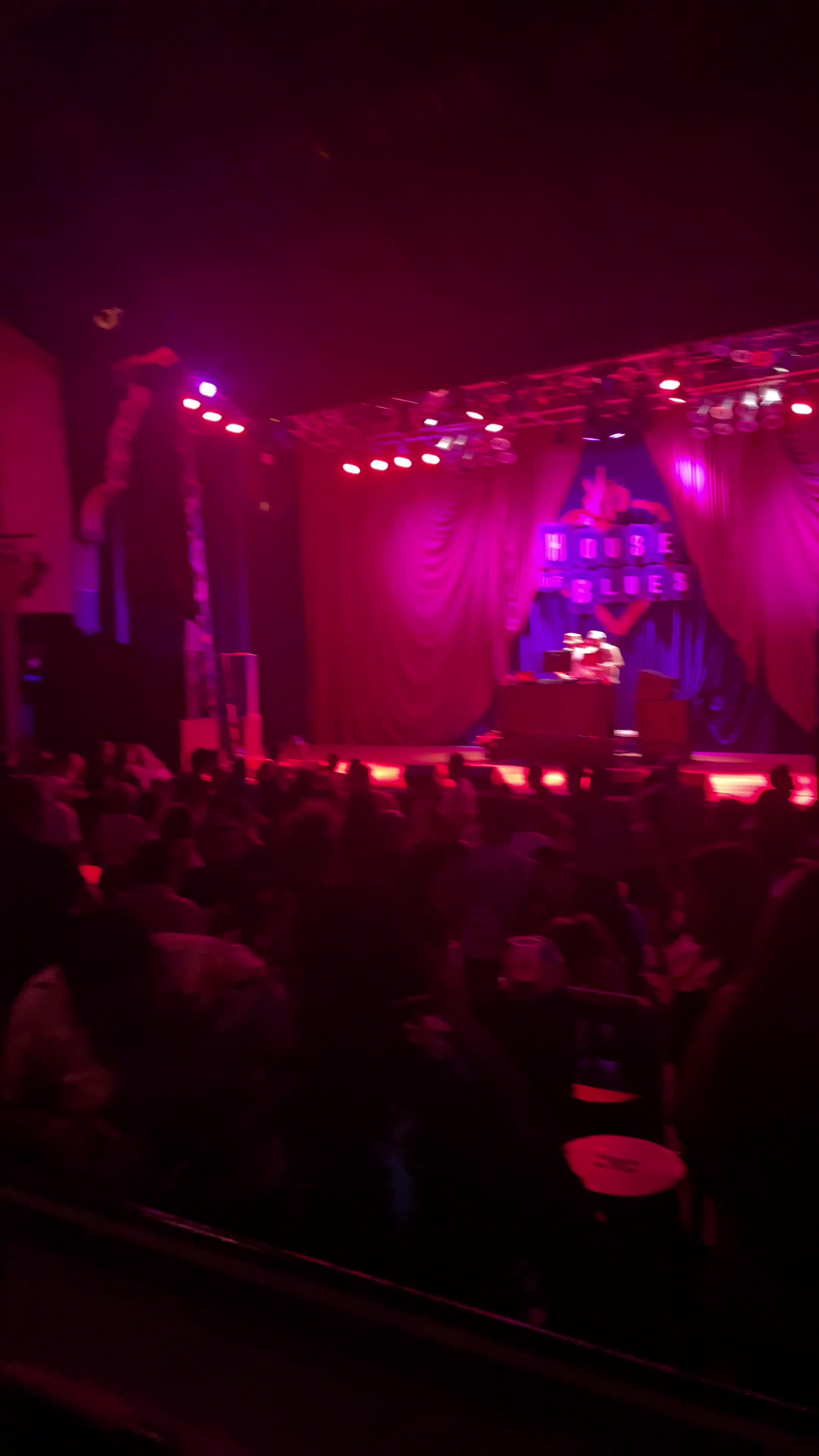 Video review of House of Blues