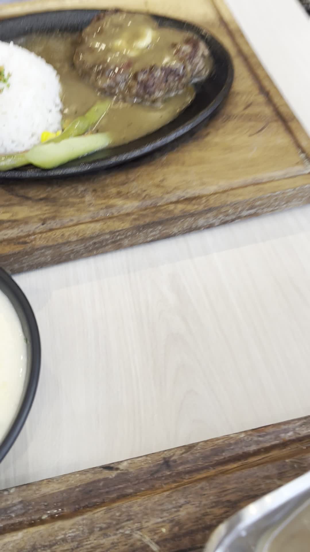 Video review of SM Foodcourt