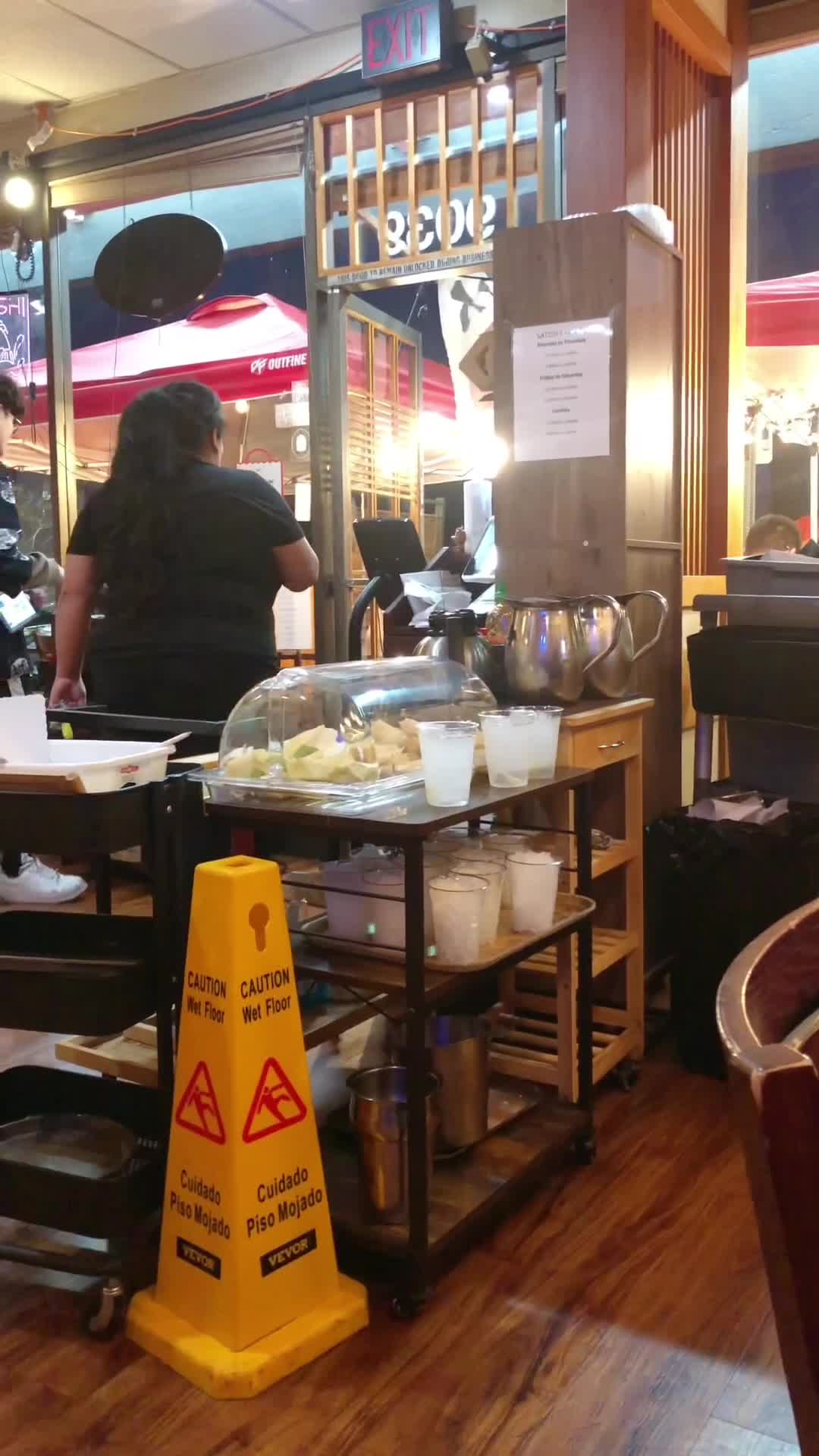 Video review of Satoshi Sushi