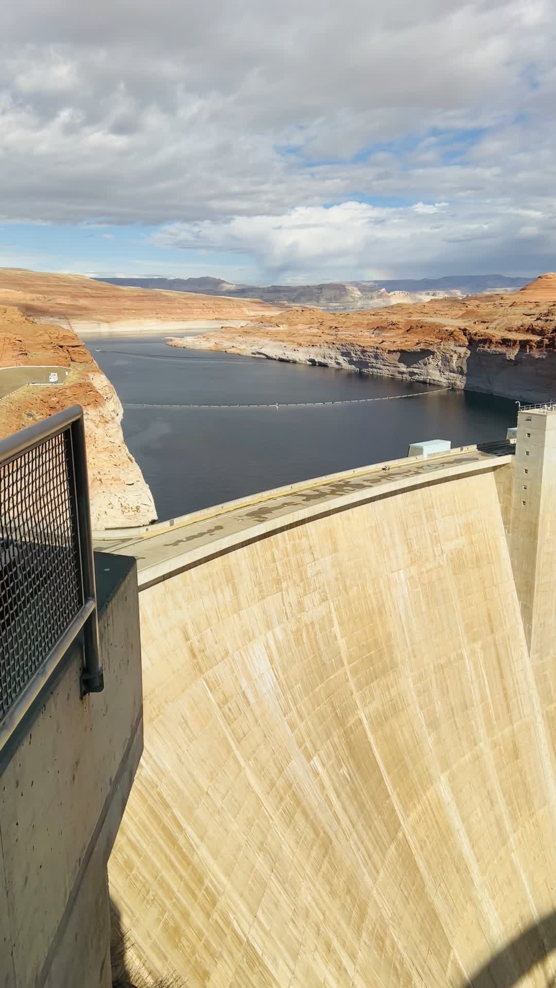 Video review of Glen Canyon Dam