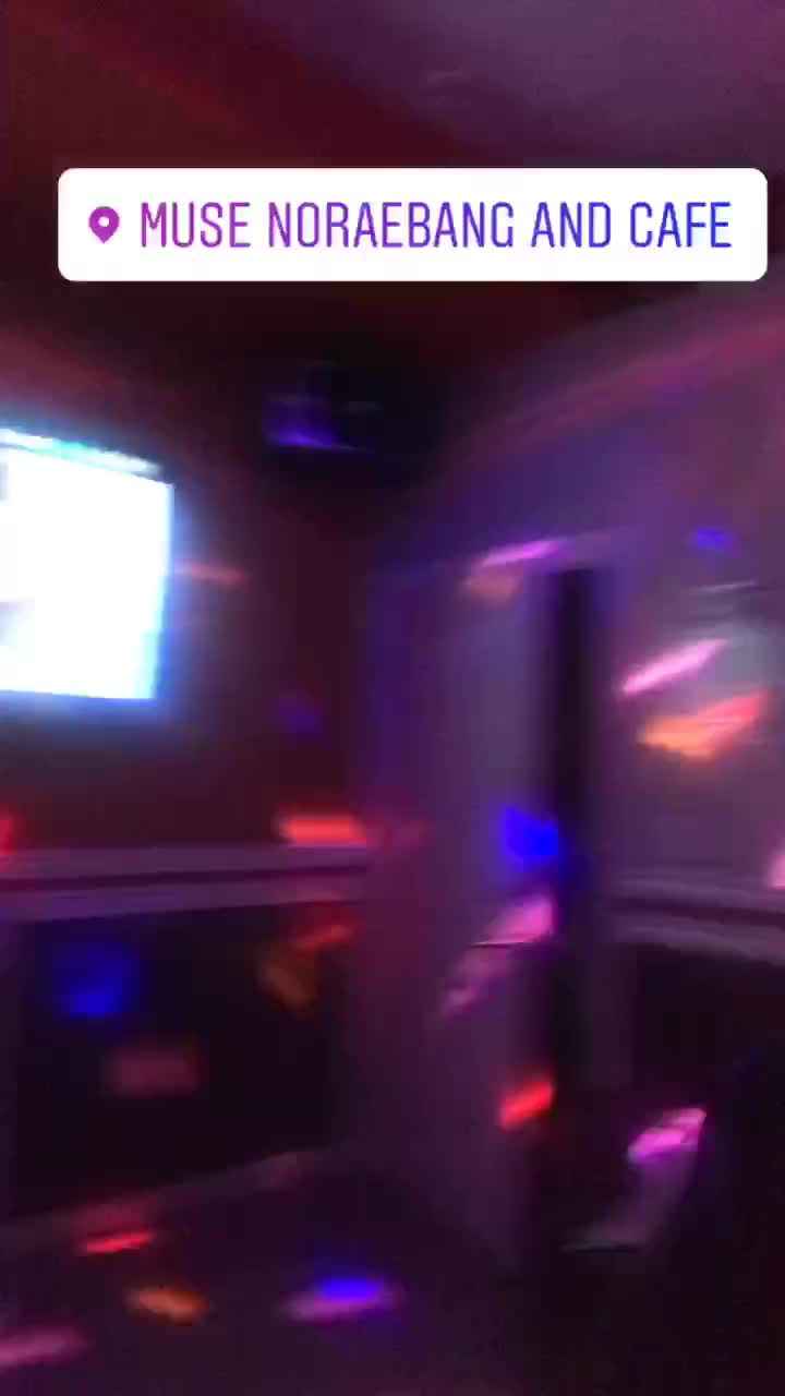 Noraebang Cafe