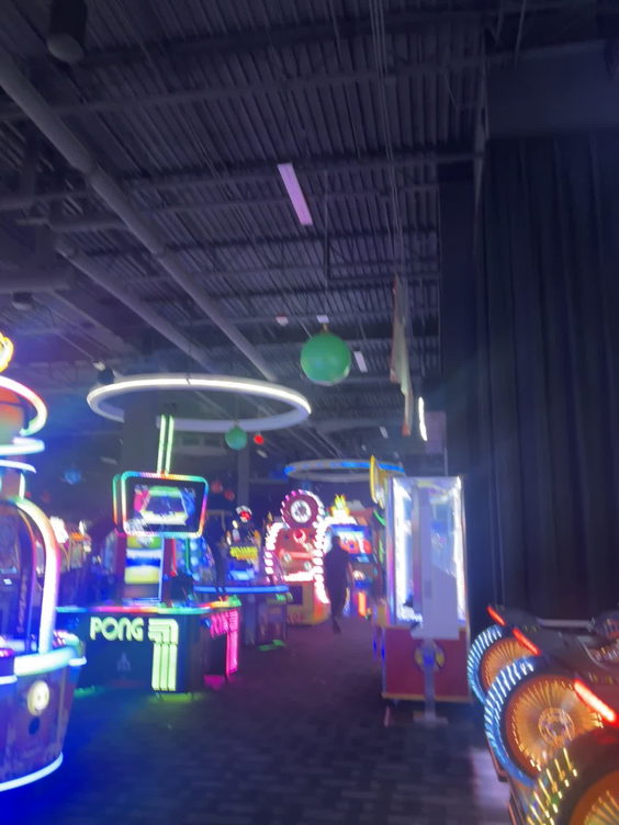 Dave & Buster's