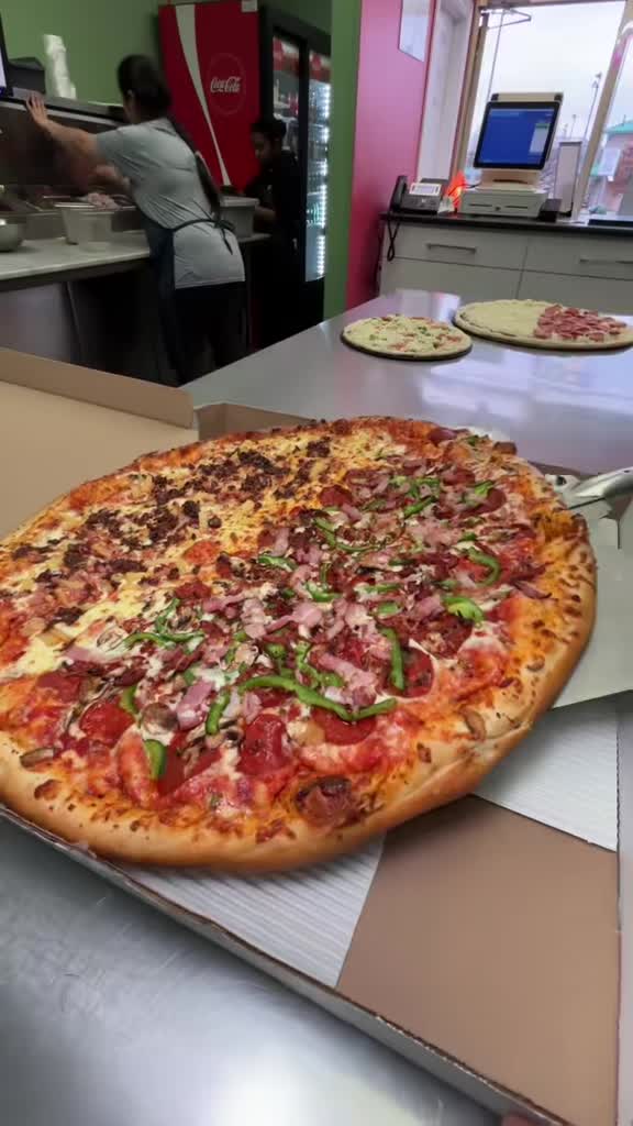 Joes Pizzeria & Pasta House