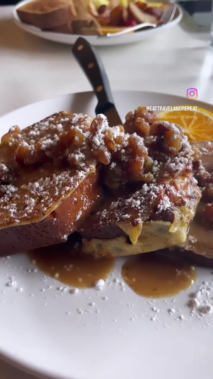 Skylark's Hidden Café