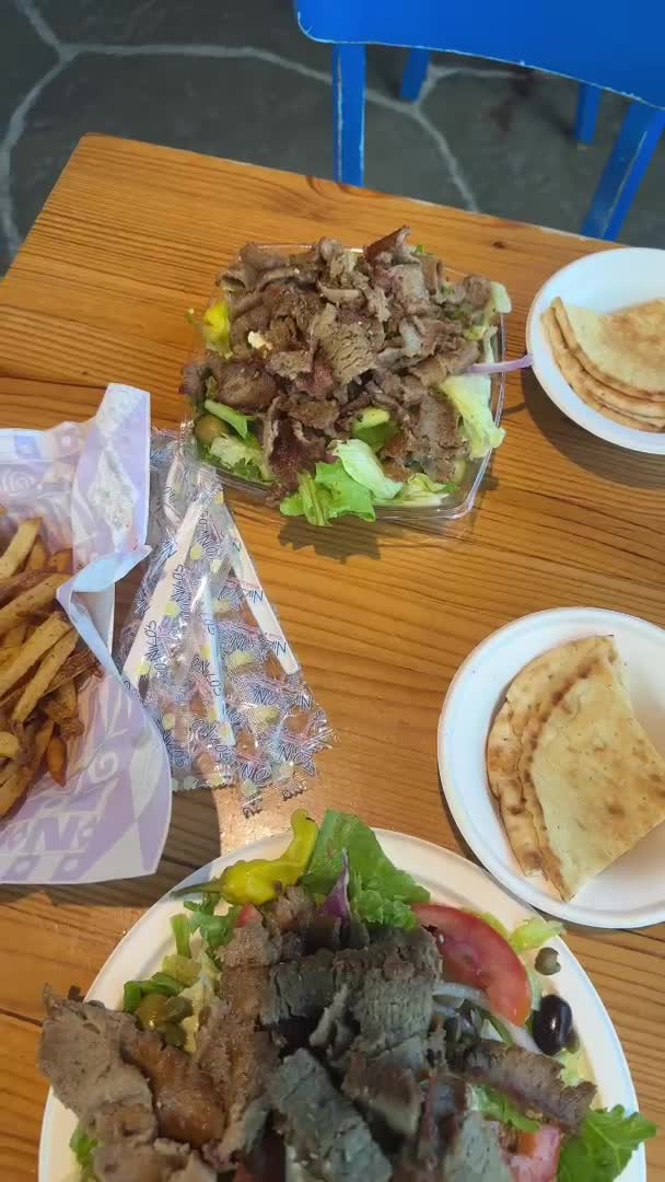 Video review of Niko Niko's