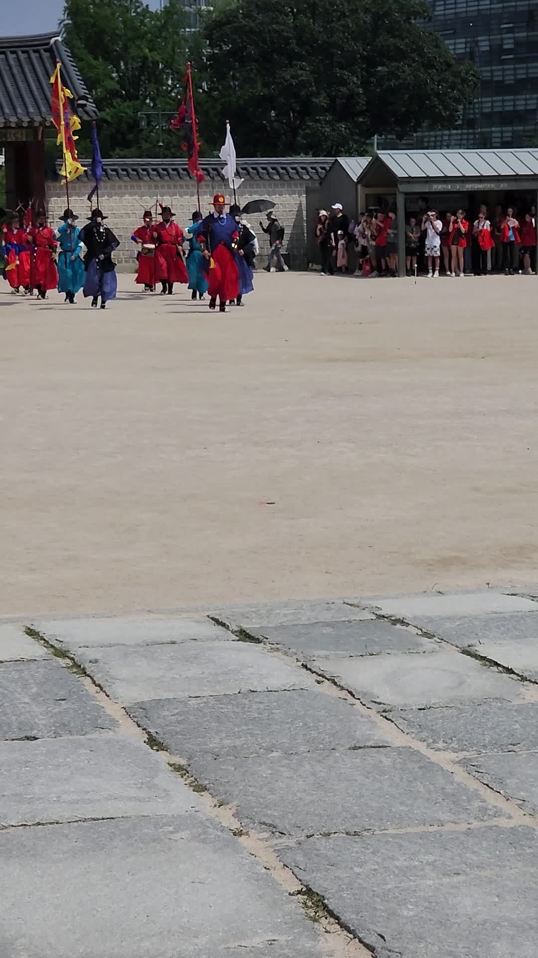 ??? (???)