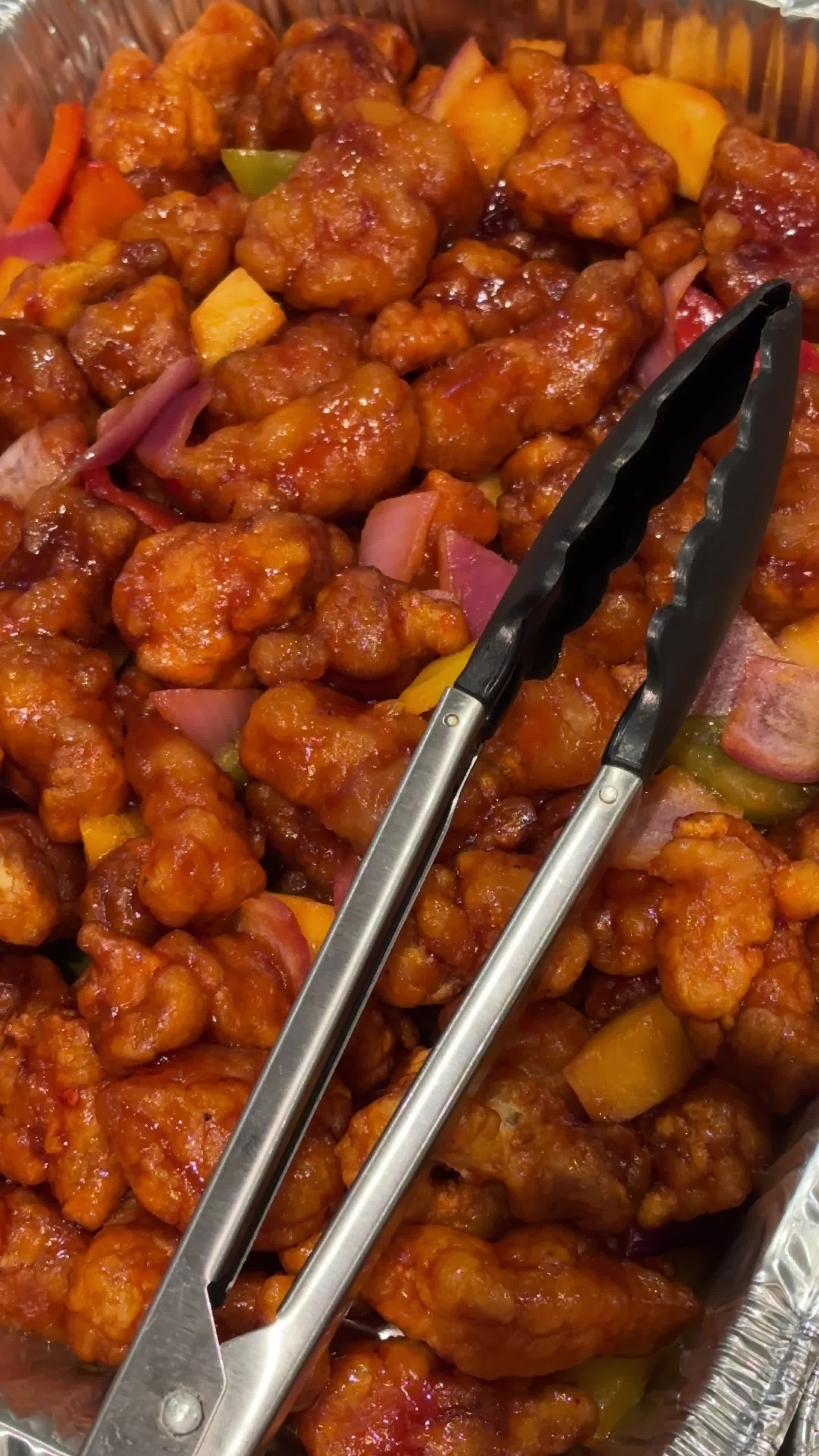 Video review of H K S BBQ & Noodle 忠記