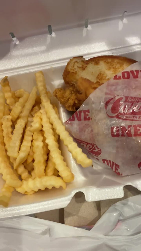 Raising Cane's Chicken Fingers