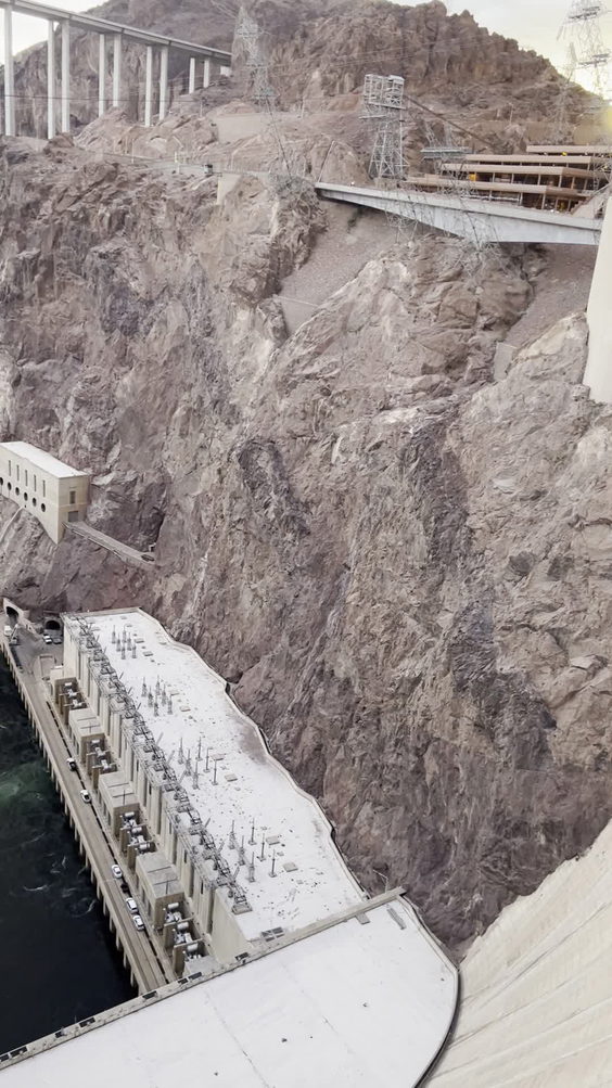 Hoover Dam Visitor Center & Tours