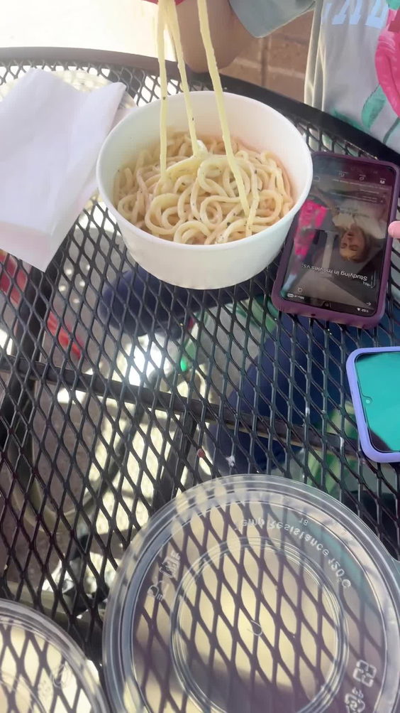 Noodies