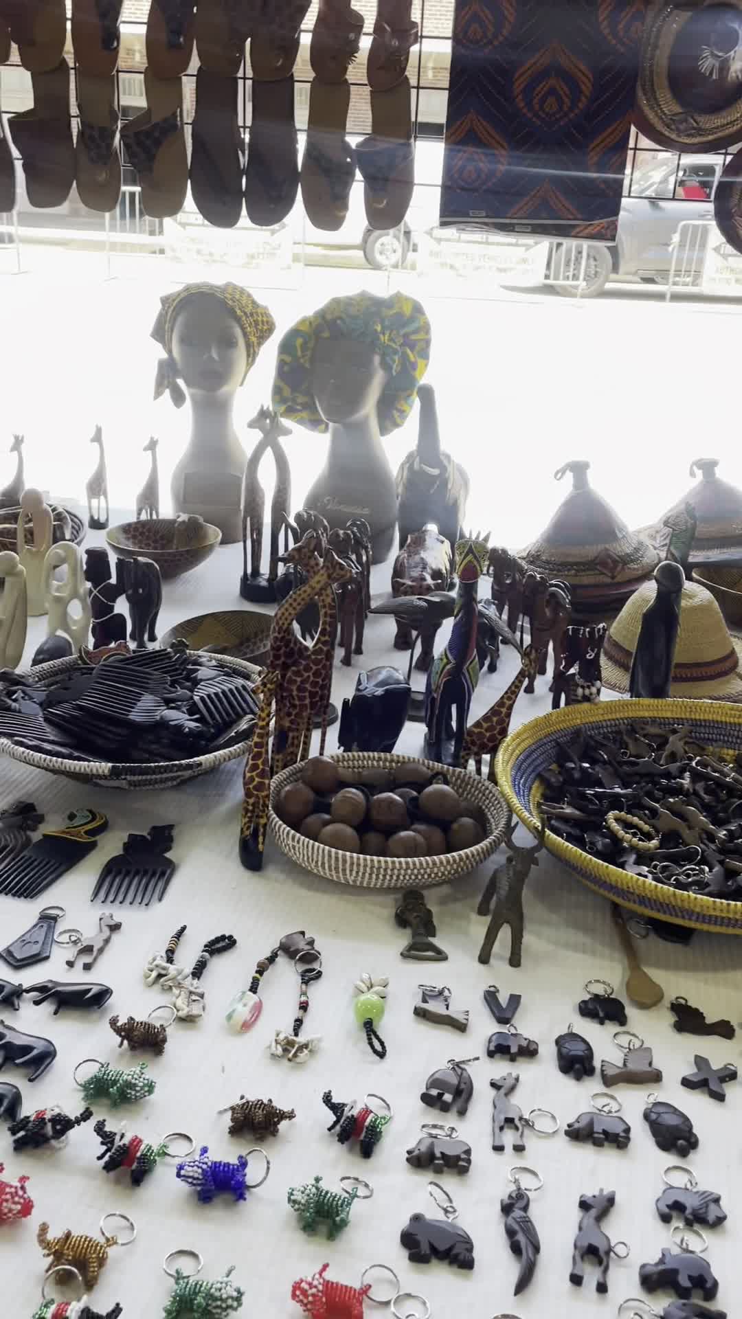 Video review of French Market