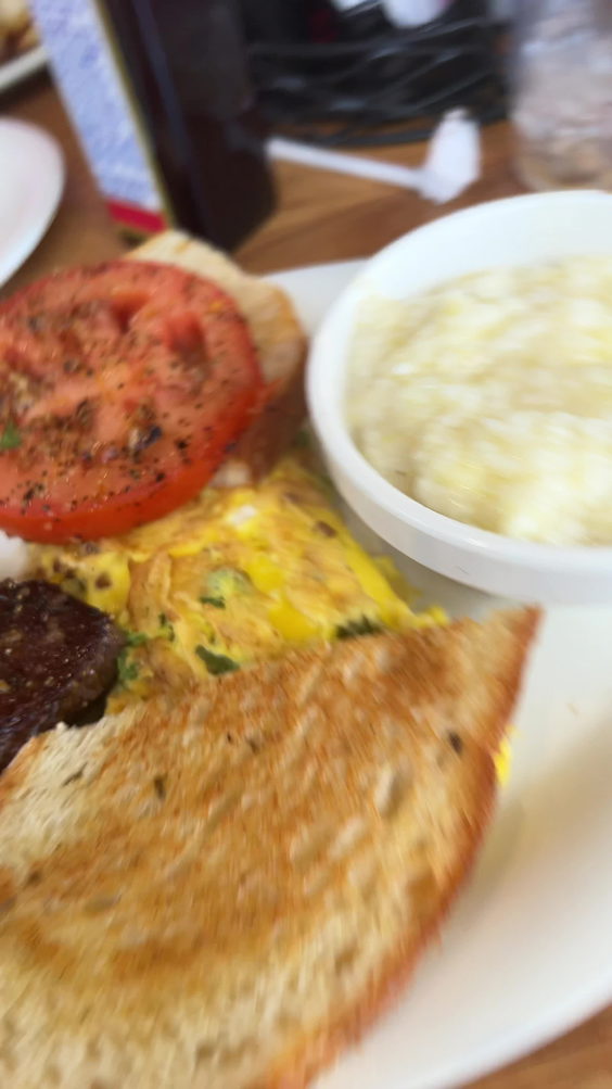 Eggs Up Grill