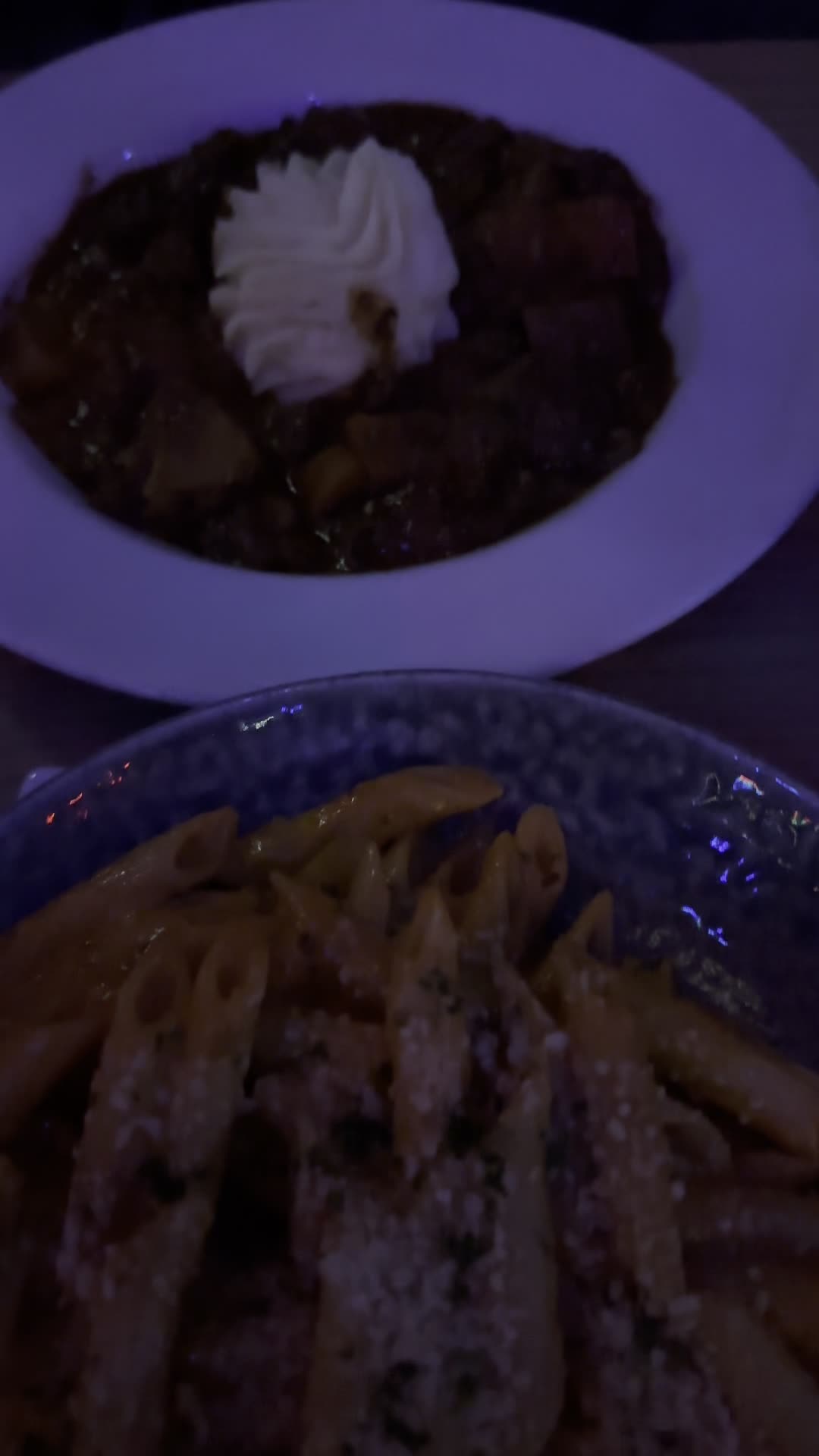 Video review of Riley’s by the Seawall