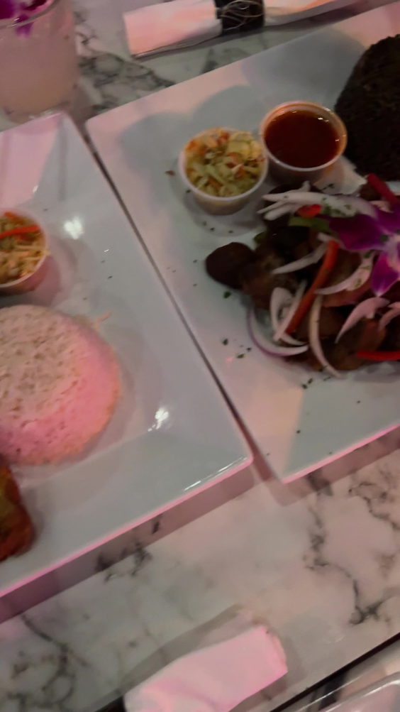 Pearl of the Island Cuisine & Lounge