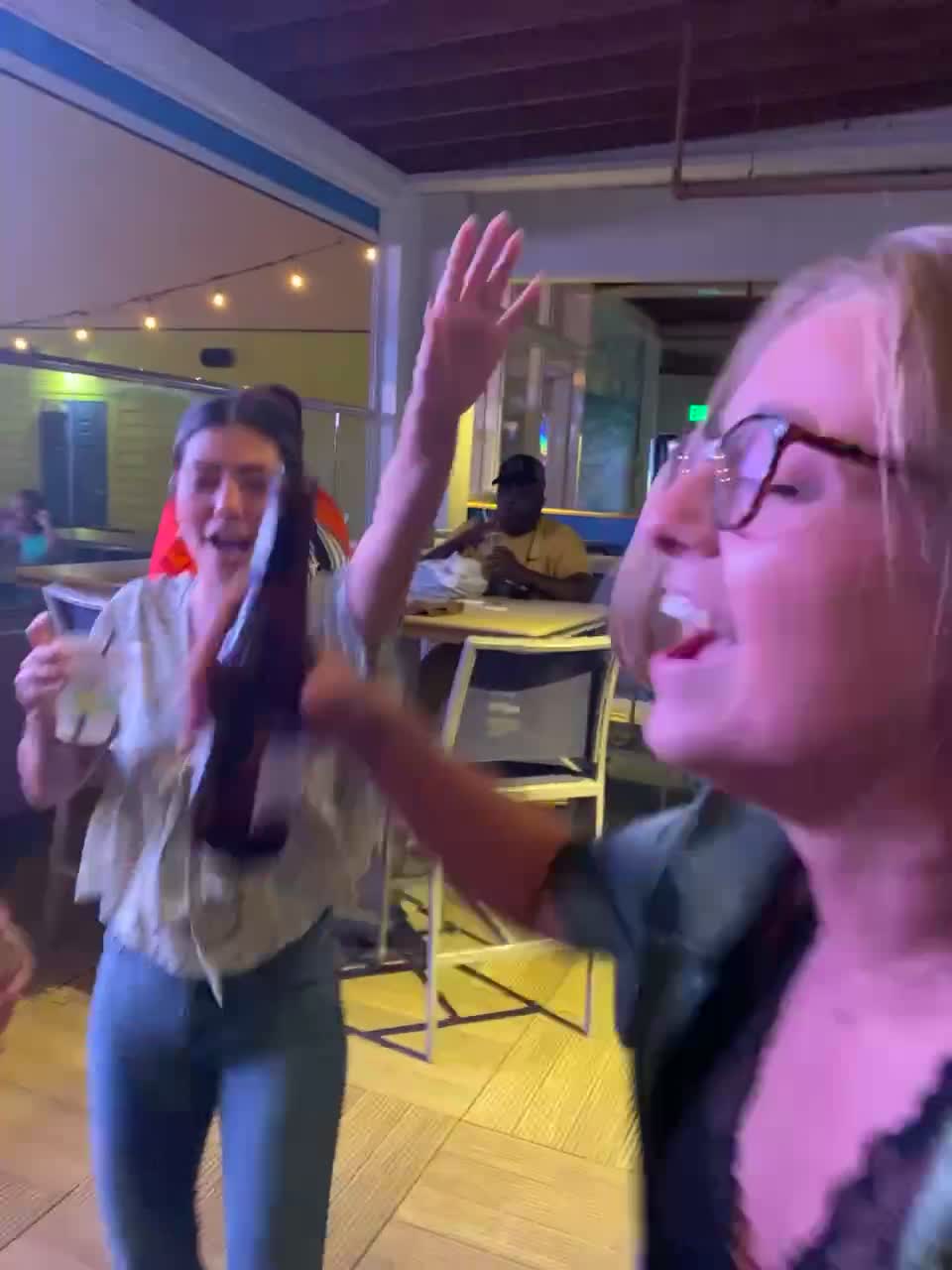 Riptydz Oceanfront Grill And Rooftop Bar