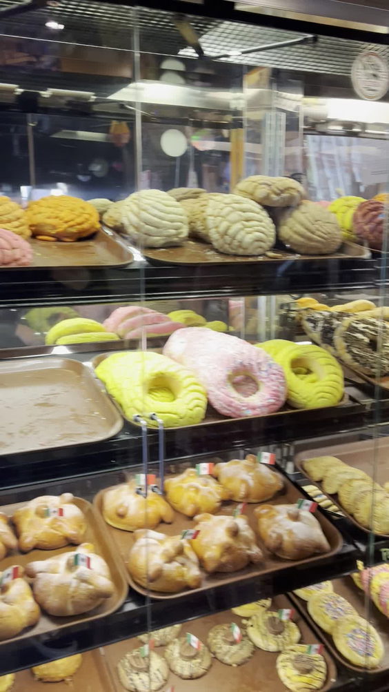 Tres Leches Cafe