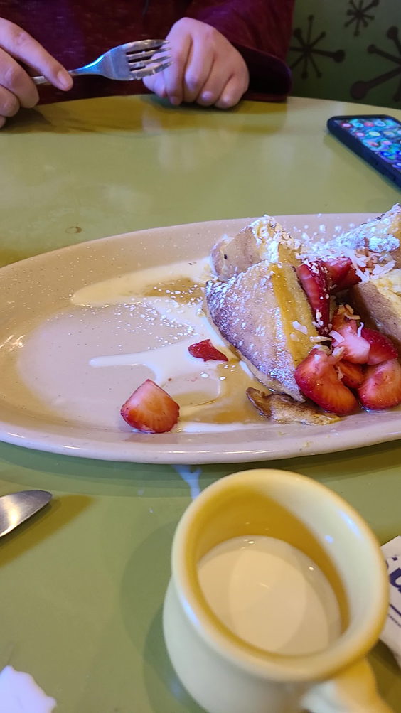Snooze, an A.M. Eatery