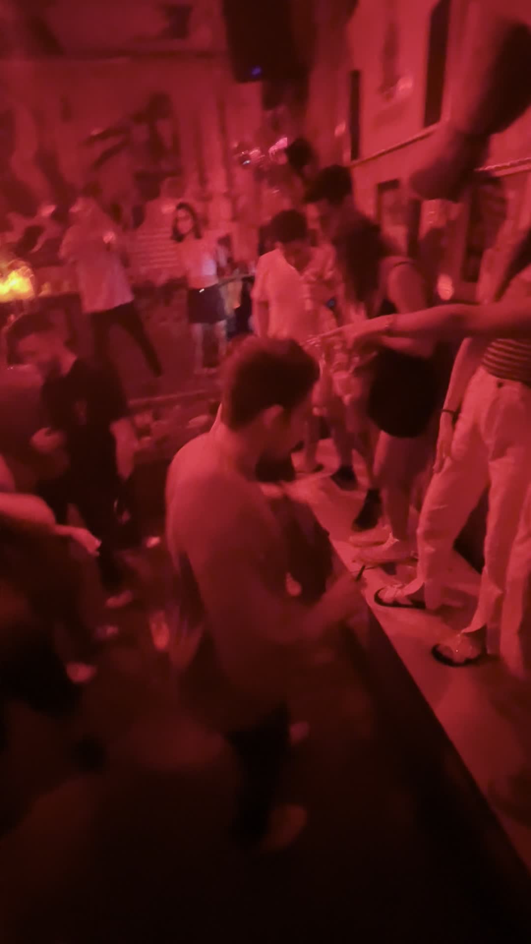 Video review of Kuli Alma (כולי עלמא)