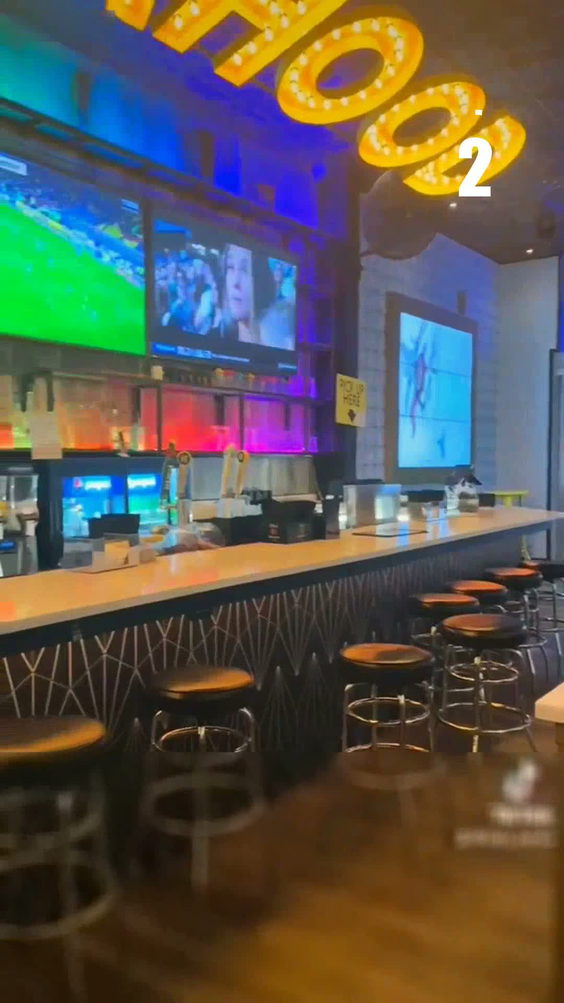 The Neighborhood Bar DWTN