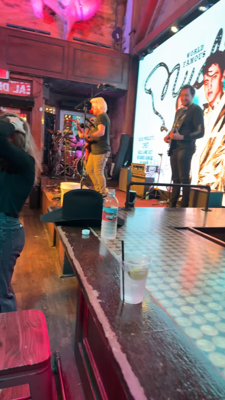 Video review of Nudie's Honky Tonk