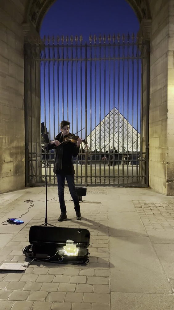 Louvre