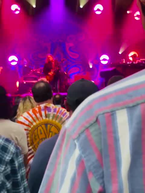 Video review of Humphrey's Concerts by the Bay