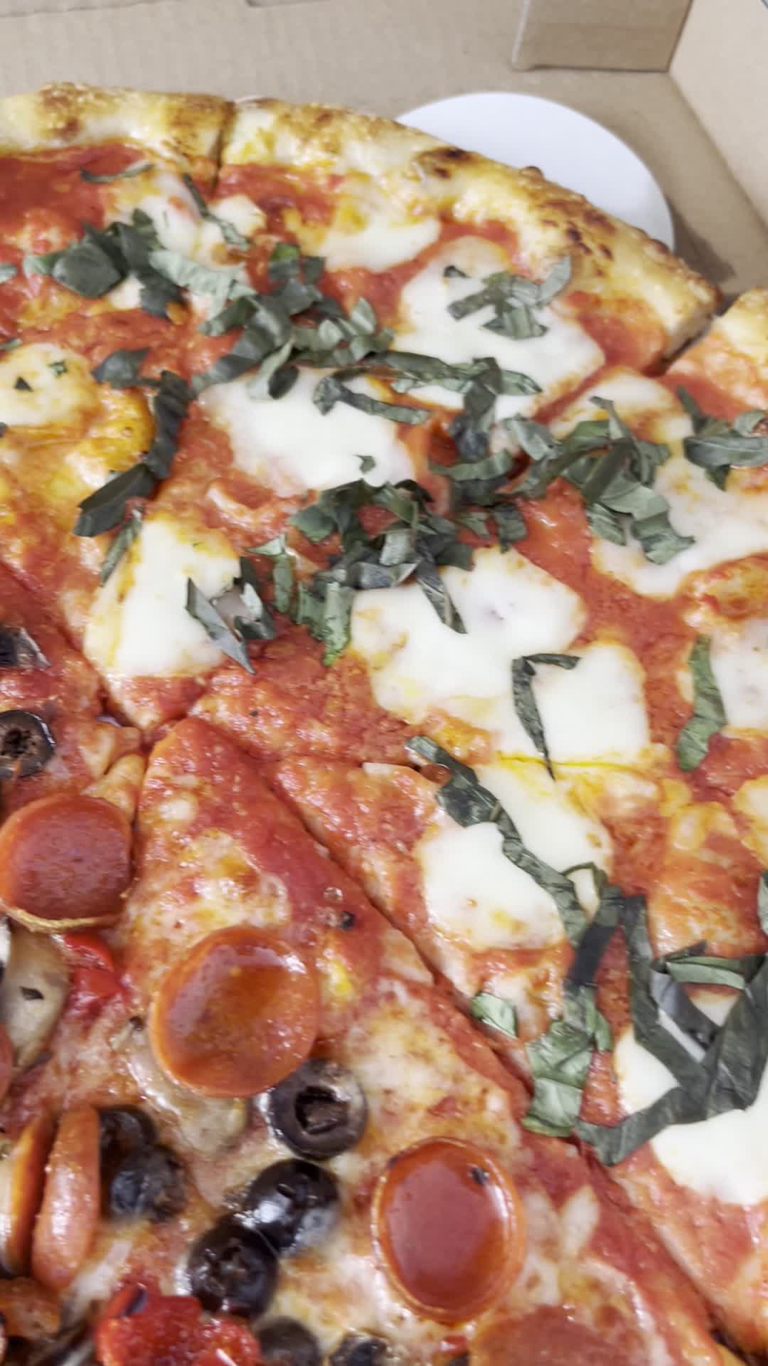Bluebird Pizzeria