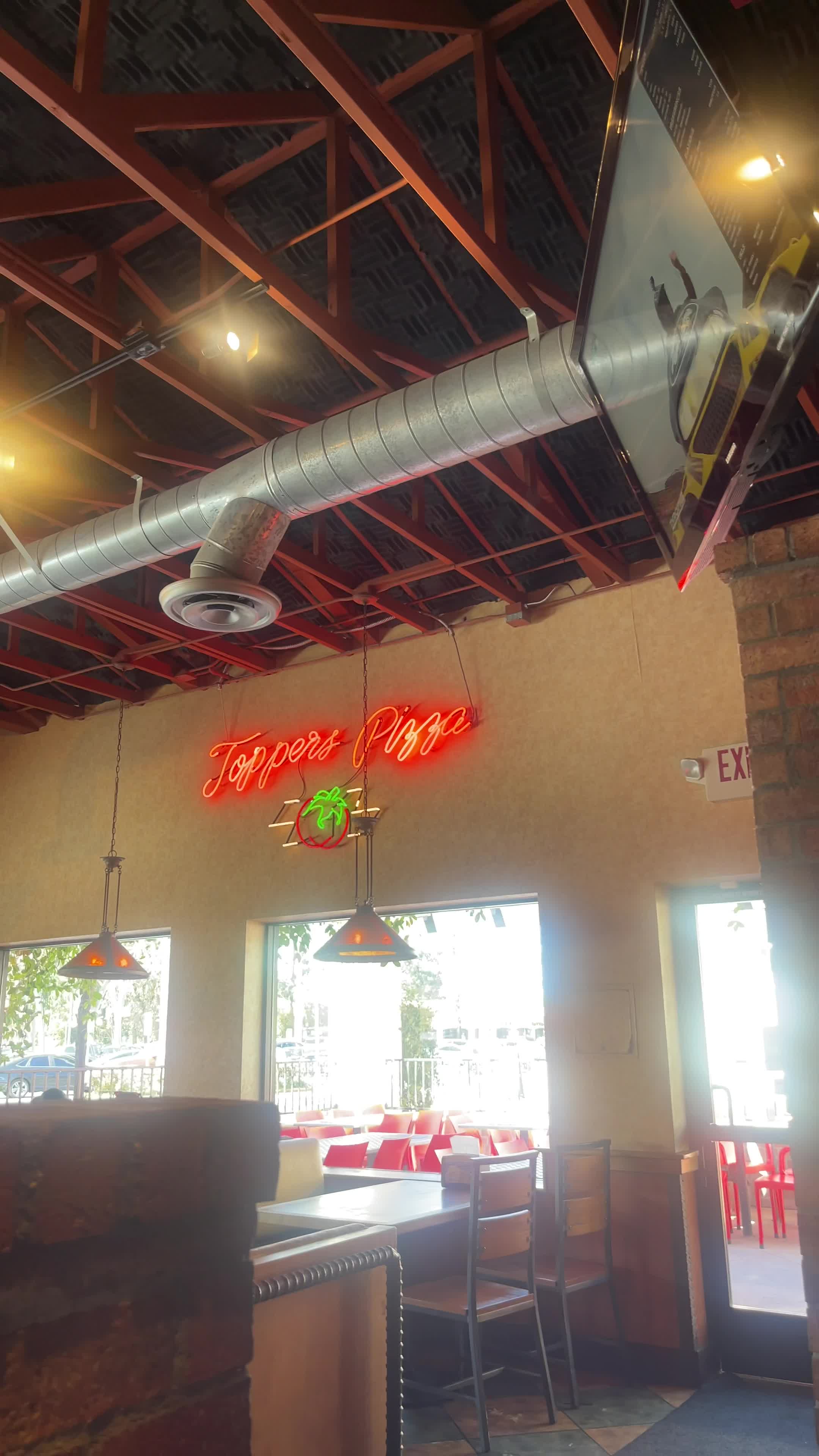 Toppers Pizza Place