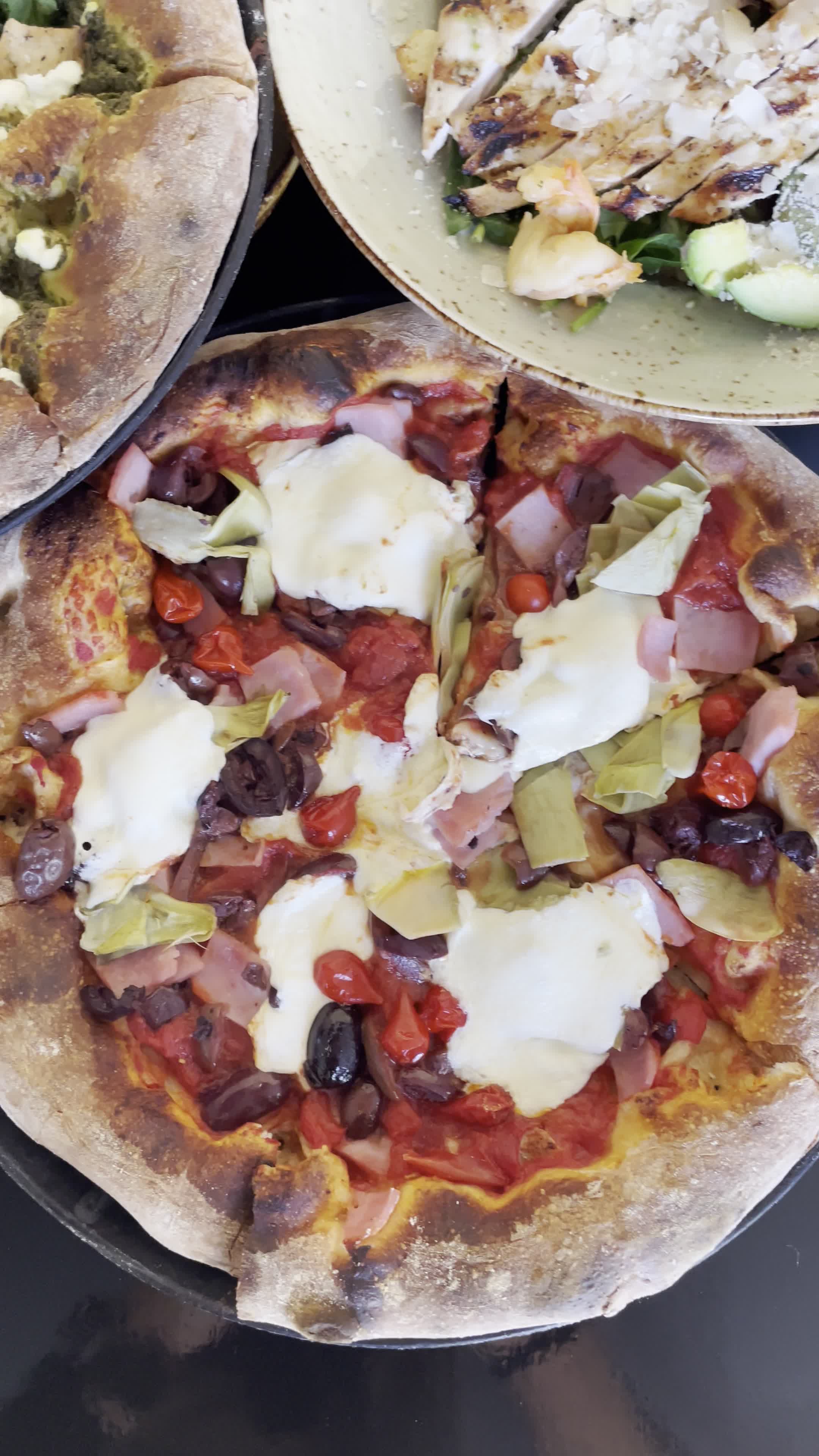 Video review of Delia's