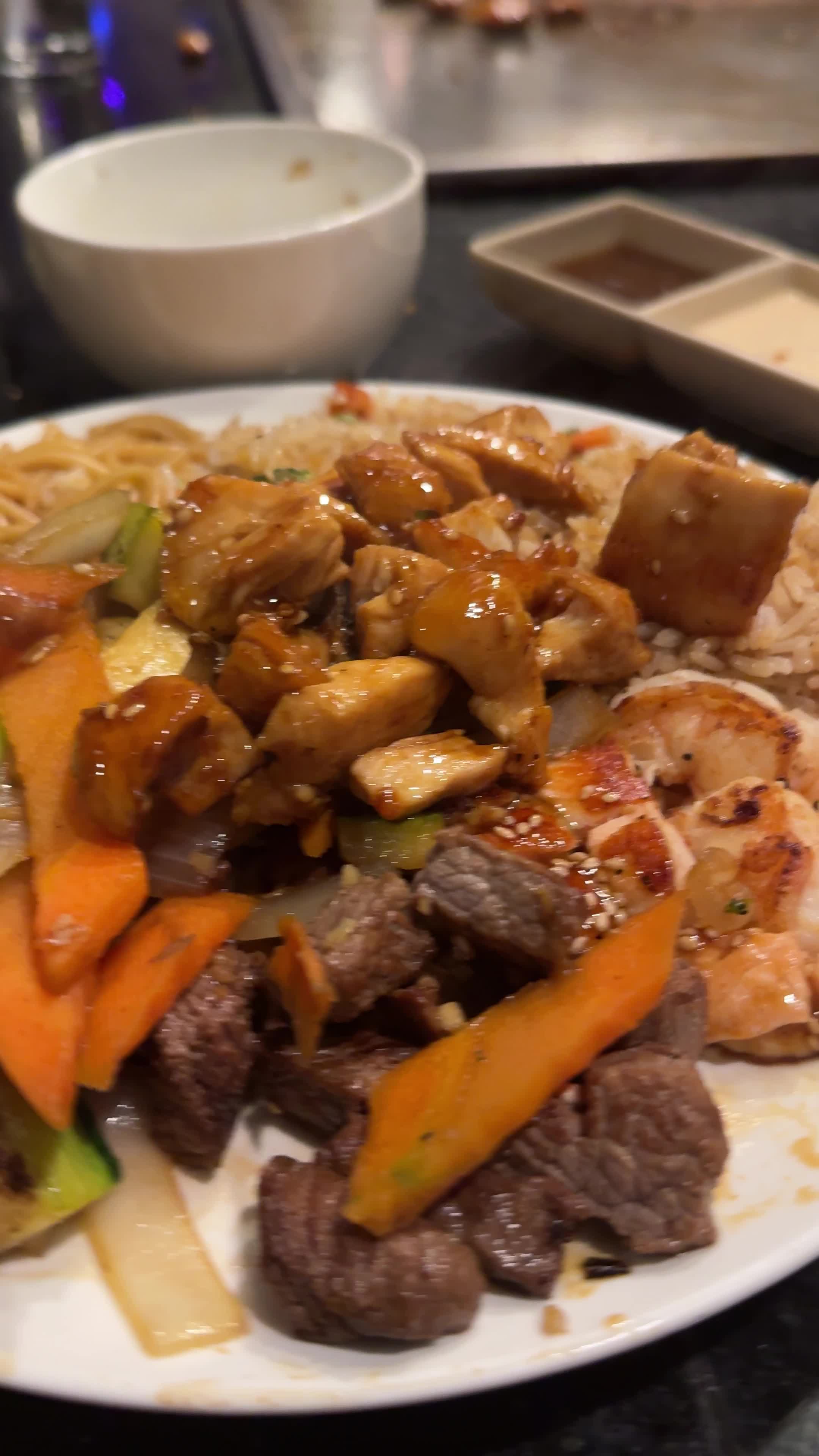 Video review of A-Aki Sushi & Steakhouse - Florida Mall