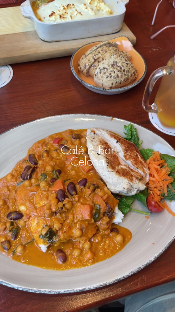 Cafe & Bar Celona