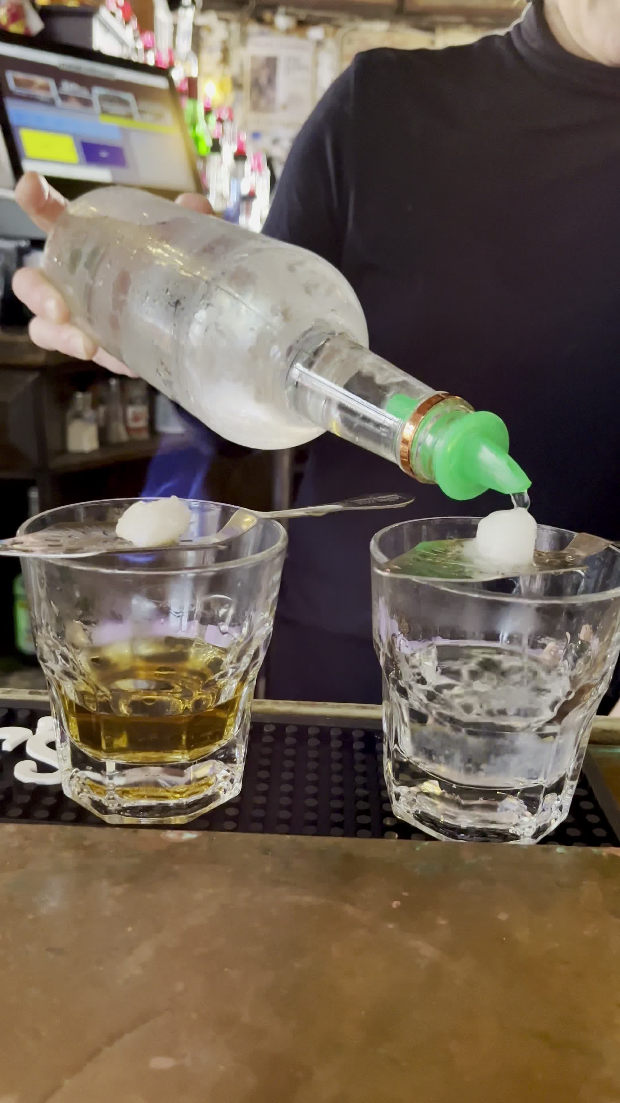 Video review of Old Absinthe House