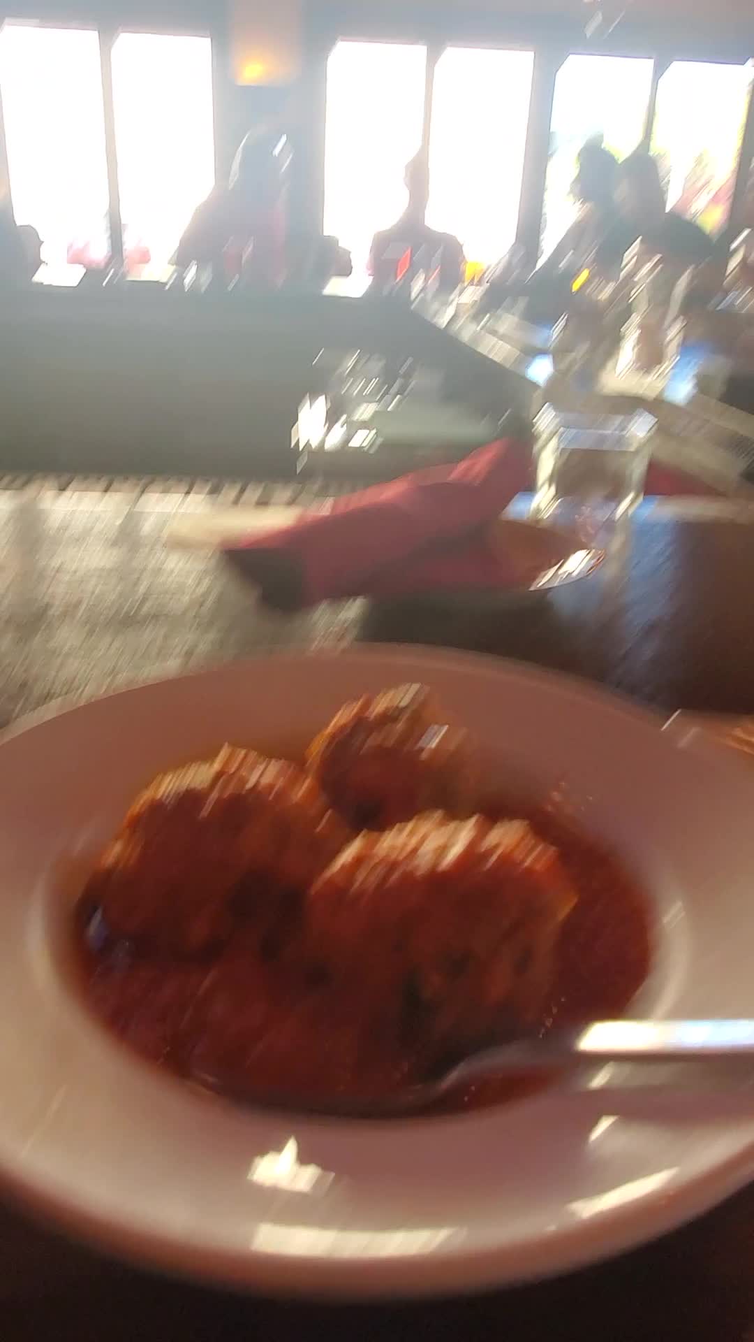 Cioppino's