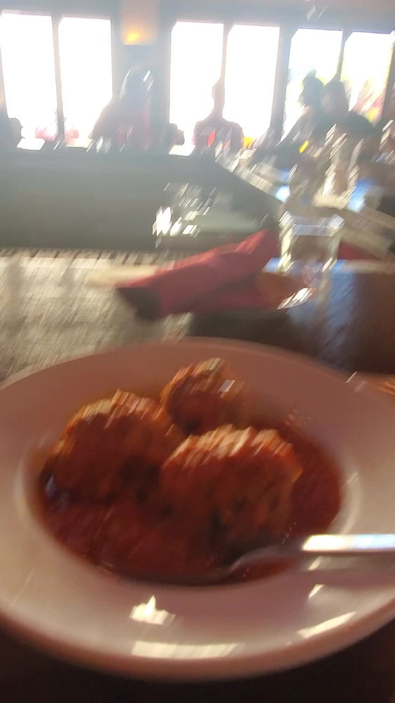 Cioppino's