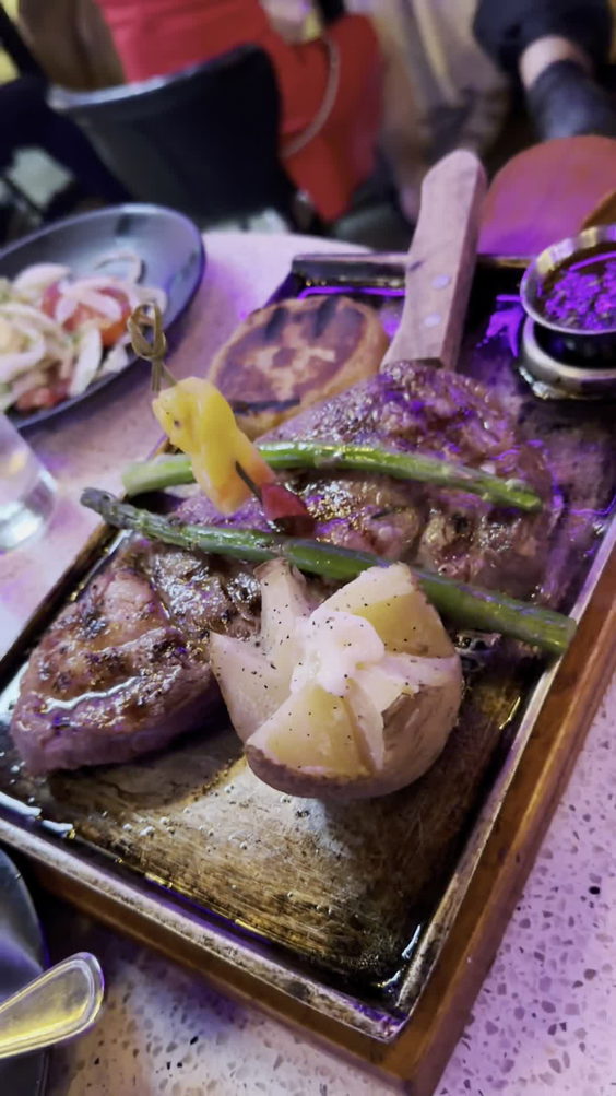 S Meat & Hueso