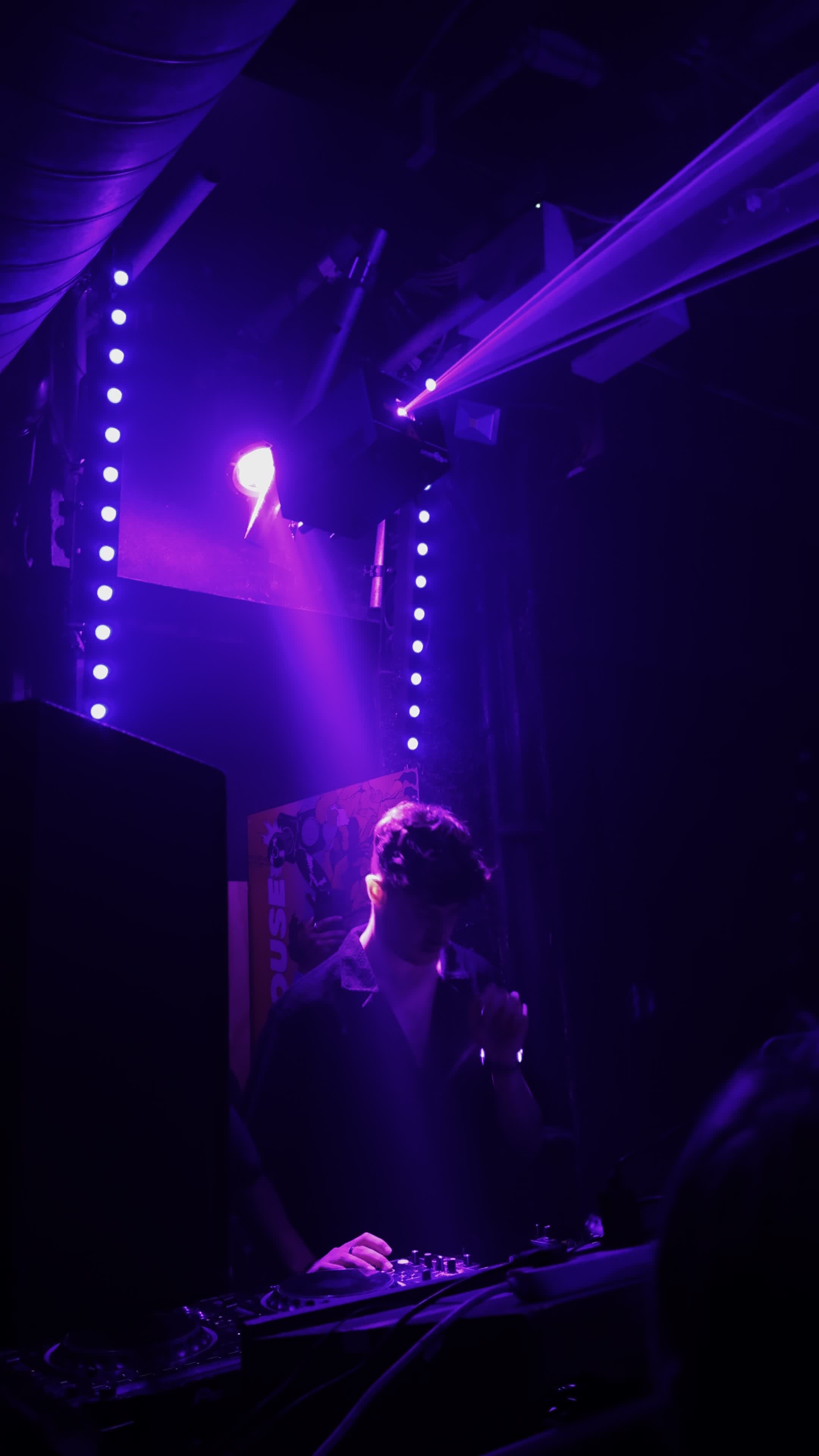 Video review of Xoyo