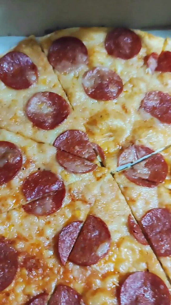 Shakey's Restaurant