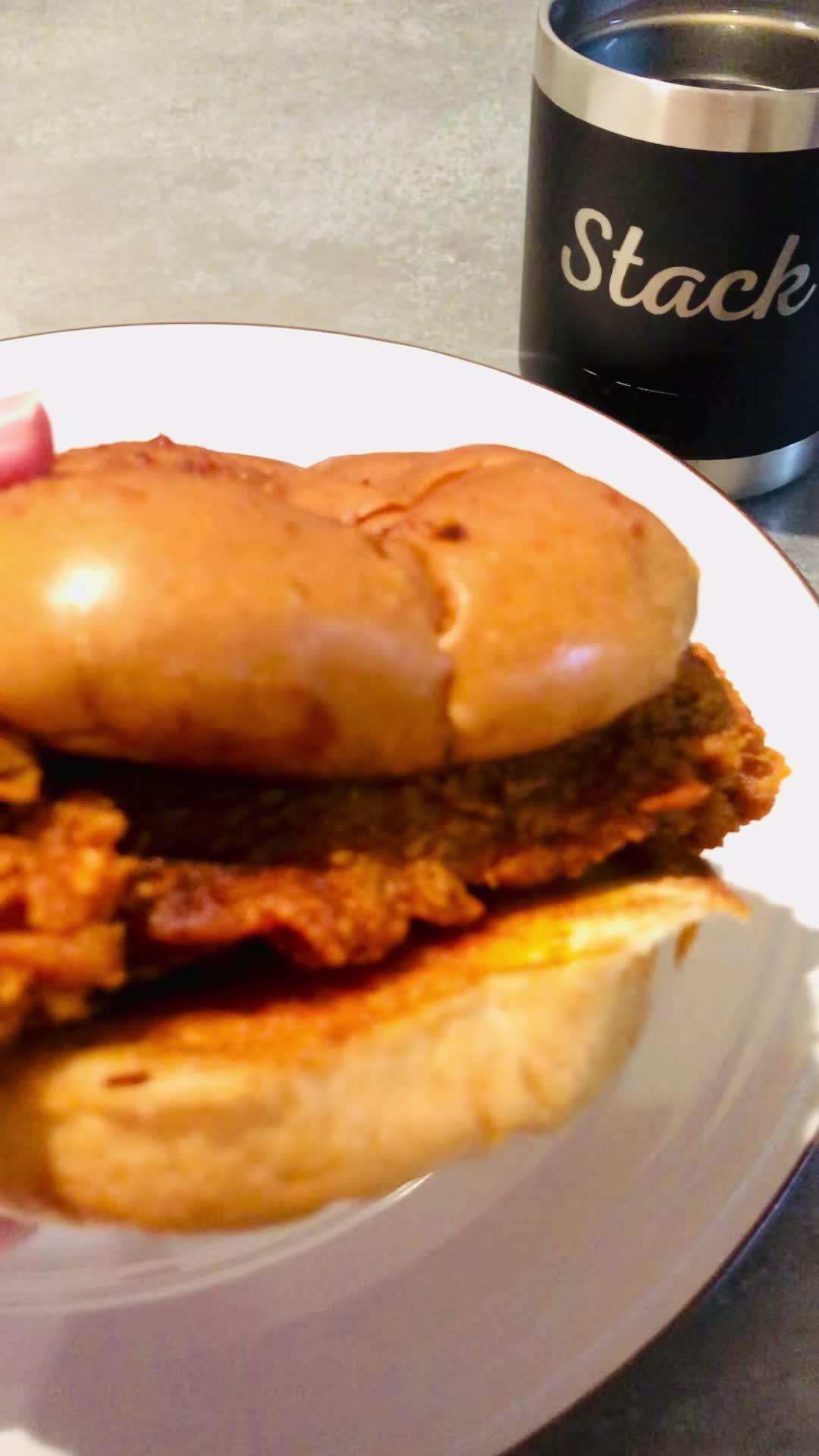Video review of Hattie B's